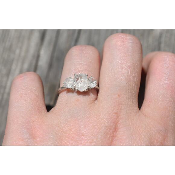 alternative raw diamond engagement rings, raw crystal size 4 5 6 7 8 8 9 10 11 - Picture 5 of 5